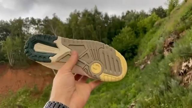 Кроссовки New Balance смотреть онлайн