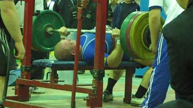 Пожаров Вячеслав вес 90 кг жим лежа 220 кг 04 05 2008г тр зал Банзай смотреть онлайн