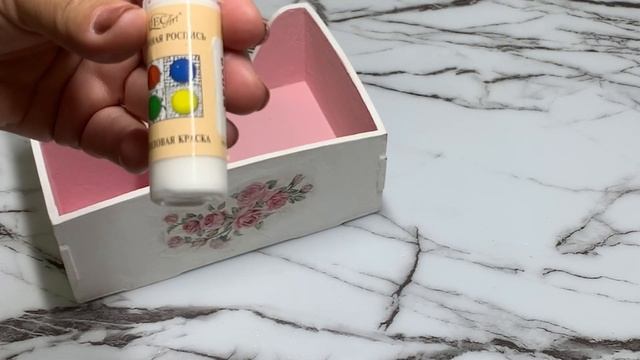Салфетница . Декупаж, точечная роспись. Napkin holder . Decoupage, spot painting. смотреть онлайн
