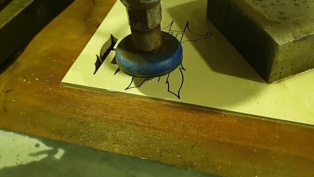 Гидроабразивная резка керамогранита 20 мм