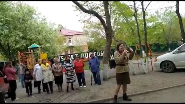 Чурсина Анна - стих Разговорная партизанская (Алексей Сурков) смотреть онлайн