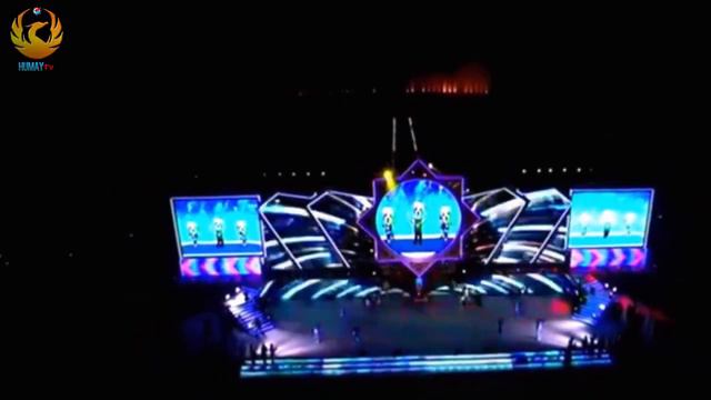 Turkmen President Singing-Kalbymda Sen - Kalbimdesin