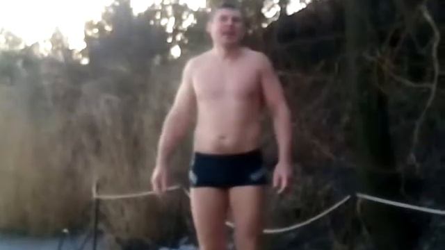 Мой папа в проруби , всех с новым годом смотреть онлайн