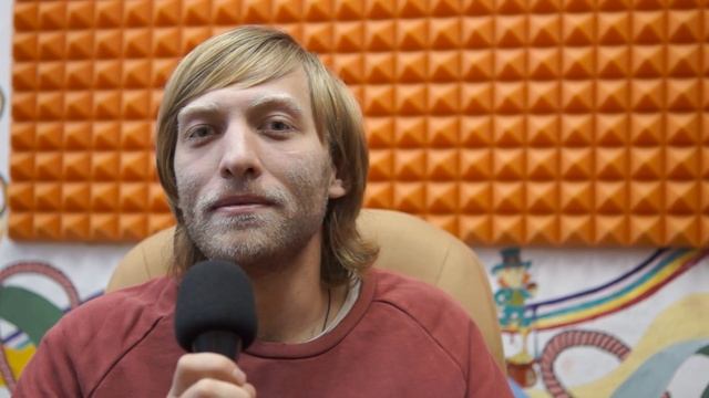 Уроки литературы — Роман Мнацаканов ("Роман в стихах") смотреть онлайн