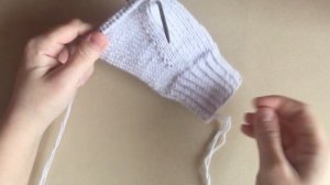 Вяжем варежки с красивым узором. Женские варежки спицами с анатомическим пальцем