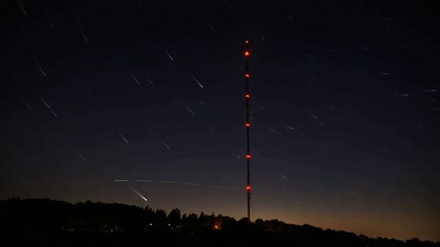 Startrails am Sender Langenberg Sony Alpha 5000 смотреть онлайн