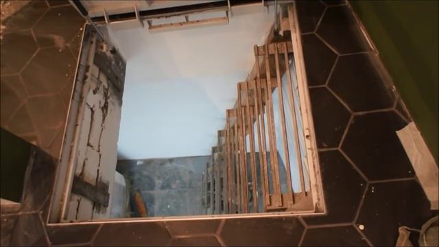 Напольный люк в подвал под плитку в интерьере Смотрите! смотреть онлайн