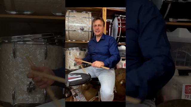 ОДИНОЧНЫЕ УДАРЫ | Уроки на барабанах | HOW TO PLAY SINGLE STROKES | Drum Lessons