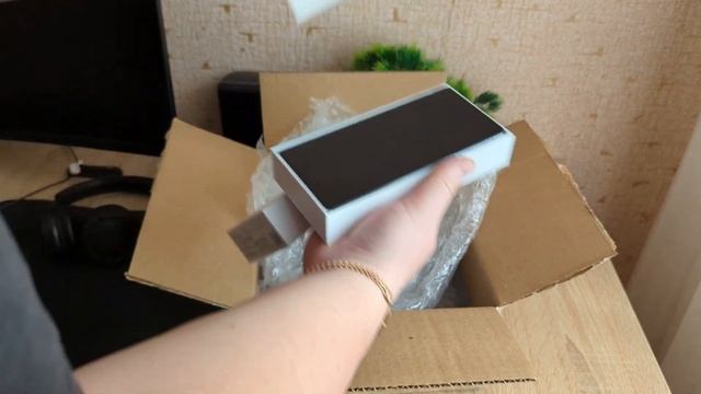 Посылка из США с Pixel 7 pro и 6 pro смотреть онлайн