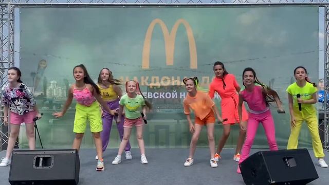 Детский город - Танцы на кончиках пальцах смотреть онлайн