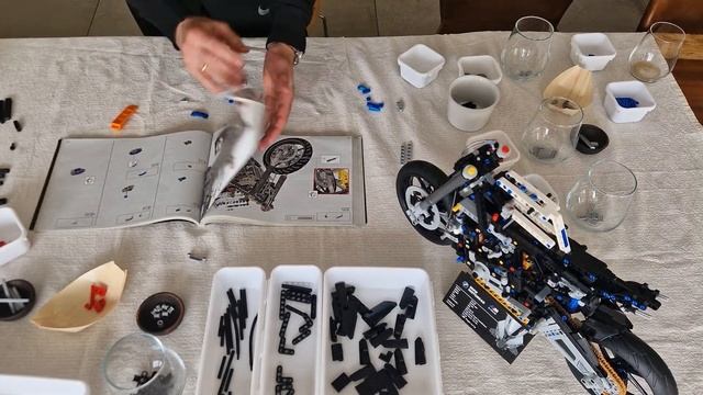 Lego BMW 1000RR Hyperlapse Build - #42130