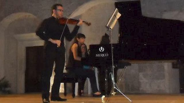 Schumann - Violin Sonata n.1 op.105 in A minor (I movement) смотреть онлайн