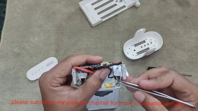 Mi 4k drone battery repair very easy #Xiaomi #viralpost #latestnews Mi drone смотреть онлайн