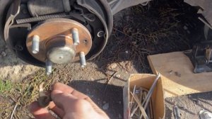 Chevrolet Aveo  - заміна заднього датчика ABS