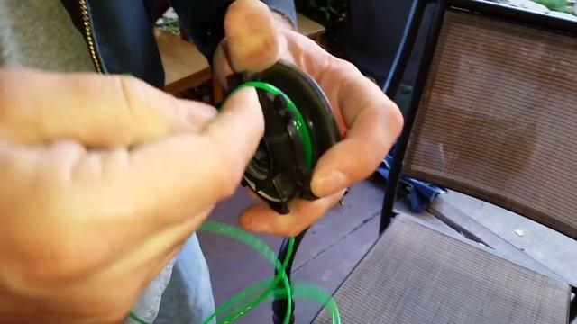 How to re-string a Stihl line trimmer (a.k.a grass trimmer or weed eater) смотреть онлайн
