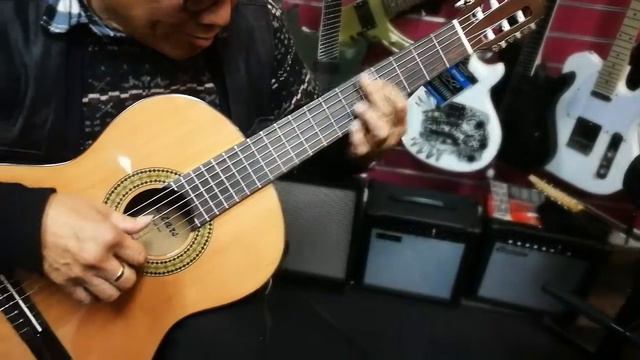 MR#11 solid top classical guitar. смотреть онлайн
