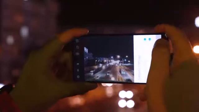 Essential Phone PH 1  Первый смартфон без лого, рекламы, рамок и чехлов
