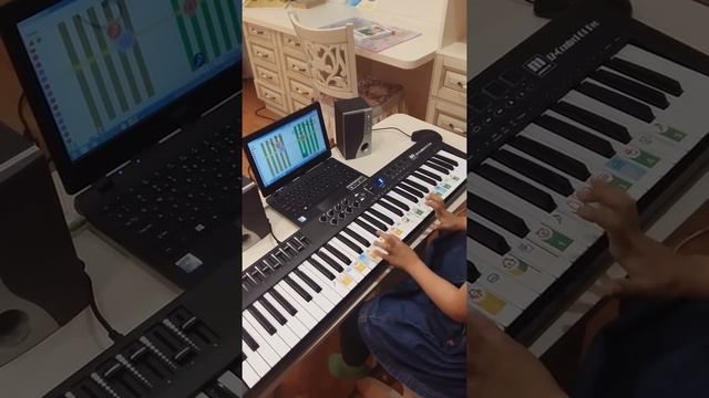 Soft Mozart - Ода к радости в исполнении Машеньки Узун смотреть онлайн