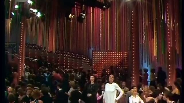 Baccara - Sorry, I'm A Lady. 1977.mp4 смотреть онлайн