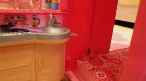 Pазвлечения для детей!Мега Дом на колесса Барби!(часть2)