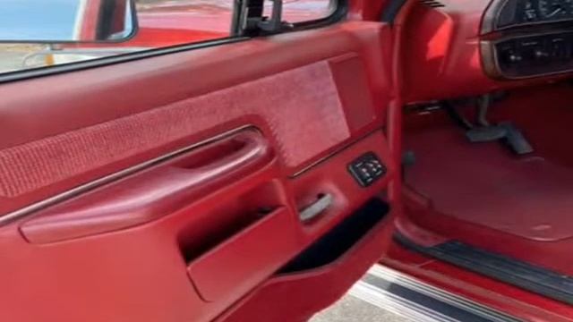 1990 Ford F-150 S 2dr Standard Cab LB - Located in Massachusetts смотреть онлайн