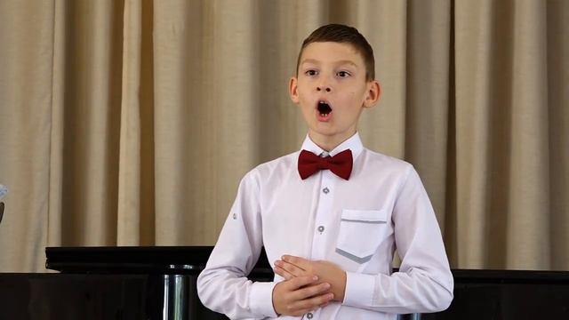 "Funiculi, funicular", Lyrics by C. Valcados, Music by L. Denz performed by Valentin Glebov смотреть онлайн