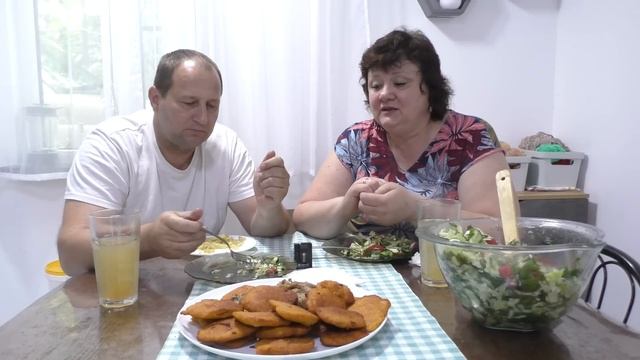 МУКБАНГ. Как дети встречали друг друга смотреть онлайн