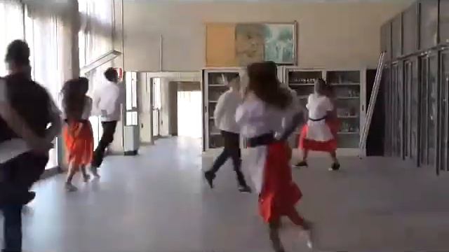 Tarantella Dancing смотреть онлайн