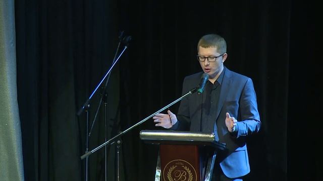 Собрание ЖК "Березовая Роща" 11.03.17, часть 04 (сцена) смотреть онлайн