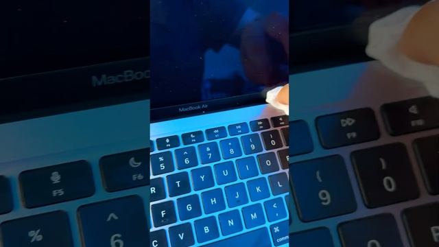 MacBook air m1 подготовка к продаже. смотреть онлайн