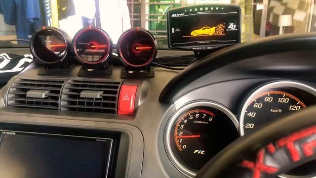 HONDA FIT GD3 L15A COLD START! смотреть онлайн