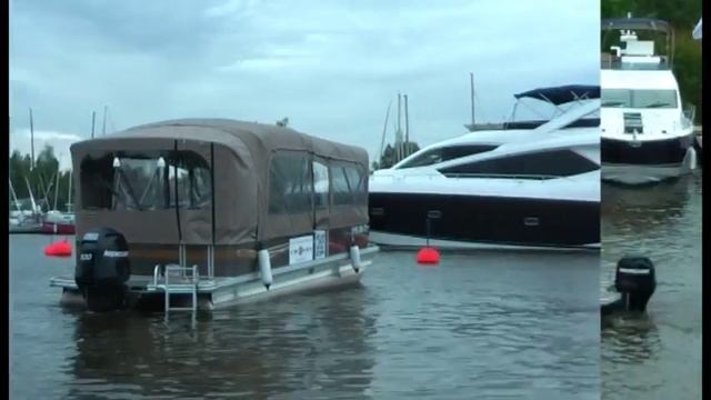 Princecraft, - понтонная лодка в окружении понтовых яхт ) смотреть онлайн