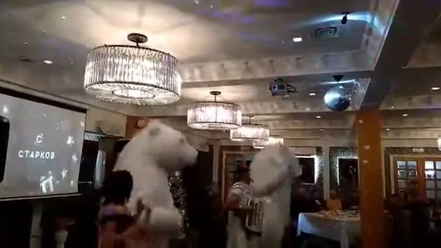 Медведи белые Big Bear Для поздравления