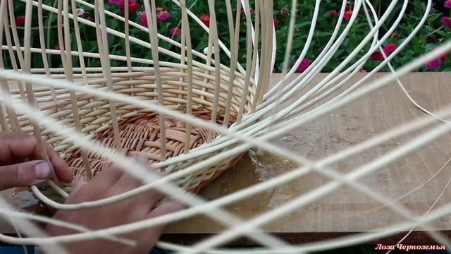Плетение корзины С НЕСИММЕТРИЧНЫМ АЖУРОМ. КЛАССИКА ПЛЕТЕНИЯ ИЗ ЛОЗЫ, ИВОВОГО ПРУТА. смотреть онлайн