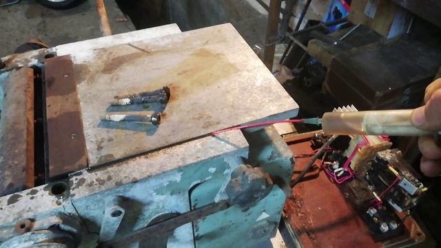 Циркулярная пила из СССР. Вторая жизнь дисковой пиле. WD 40 своими руками.