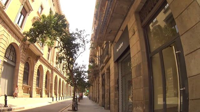 ЦЕРКОВЬ СВЯТОГО СЕМЕЙСТВА SAGRADA FAMILIA БАРСЕЛОНА ИСПАНИЯ смотреть онлайн