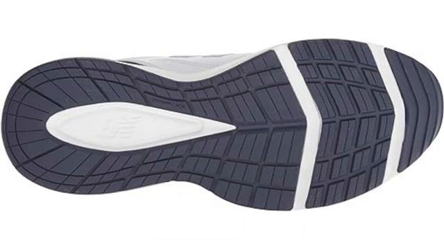 New Balance Men's 608 V5 Sneakers Review: Comfort and Support for Everyday Wear смотреть онлайн
