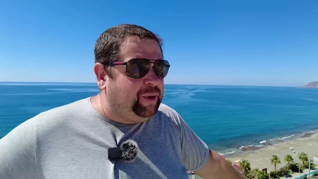 Мужчина 35 лет Молодой или пожилой смотреть онлайн