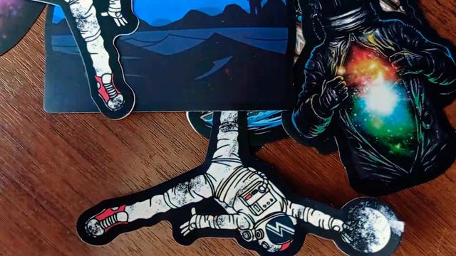 распаковка бумажных сюпризов 1часть смотреть онлайн