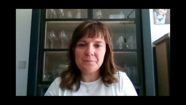 4 Fans React To Hearing Lee’s New Single 'Boyband' Before It’s Release