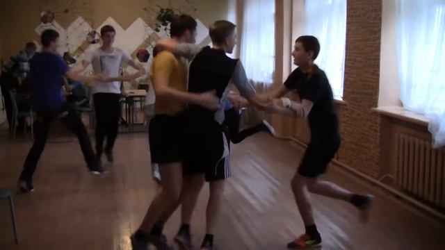 КРОКС Зугрес-2 Гра 10-а класу 21.02.2013 Частина 7 смотреть онлайн