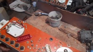 Генератор Нива работает но нет заряда , А причина в Щитке приборов