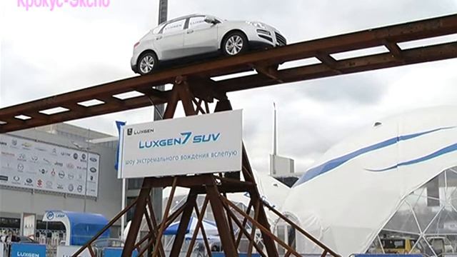 Экстремальное управление автомобилем. Видео Luxgen 7 SUV .