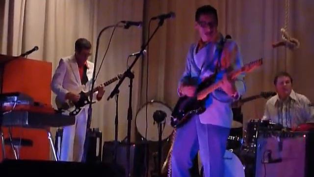 Kid Congo Powers at the Harveyville Project Prom 5/29/2010 .MOV смотреть онлайн