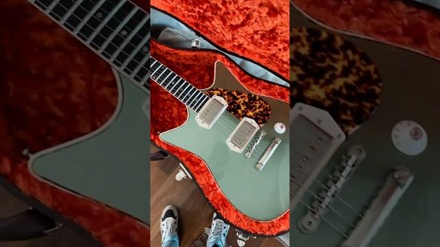 ??? #newguitarday #frankbrothers #lollarpickups смотреть онлайн