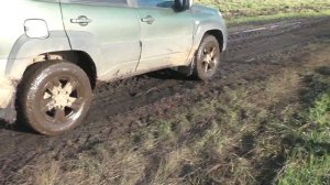 Нива Тревел и Легкий Офф Роуд Бездорожье по Полям НИВА РУЛИТ 2022