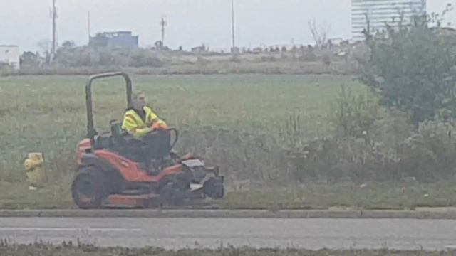 Lawnmower Drift on Steels смотреть онлайн