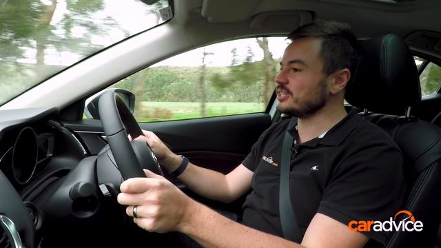 Honda Civic vs Mazda 3 [Car Advice] смотреть онлайн