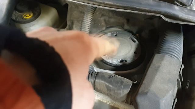 Rav4 12г.в. 2.0 Приобретение опыта(для вас бесплатно)\Патрубок системы охлаждения ДВС\Слабое место смотреть онлайн