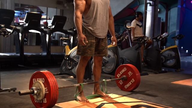 POWERLIFTING DEADLIFT TRAINING!